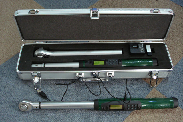 �߾������ذ���