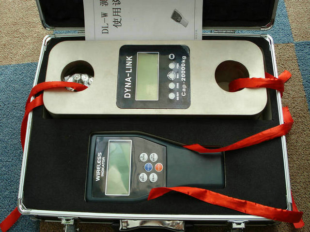 ���b���������x